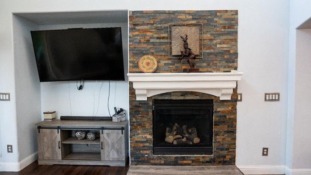 13403 Rivercrest Dr, Waterford, CA 95386