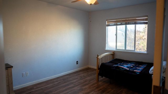 13403 Rivercrest Dr, Waterford, CA 95386