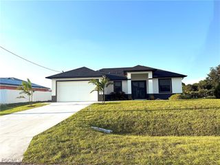 147 Pearson ST, Lehigh Acres, FL 33974