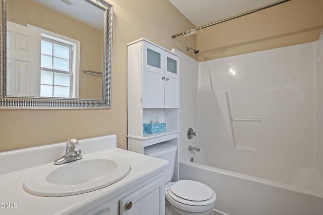 214 Highgate Circle, Wake Forest, NC 27587
