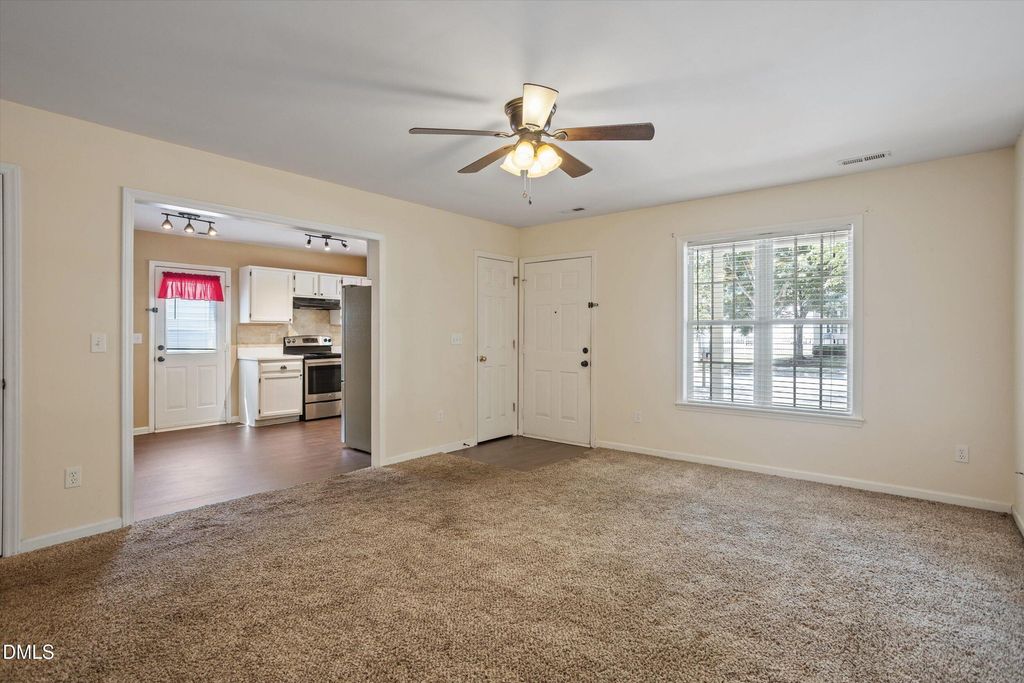 214 Highgate Circle, Wake Forest, NC 27587