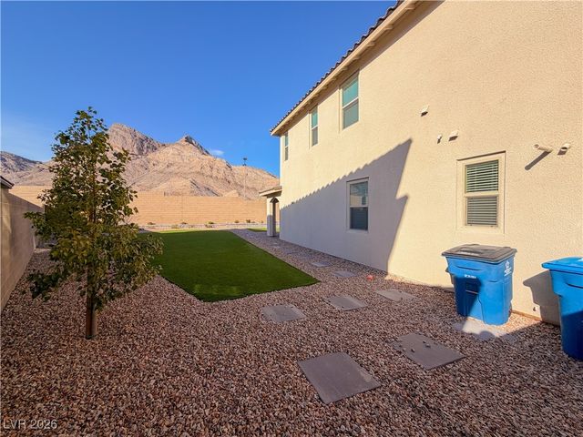 11870 River Hawk Avenue, Las Vegas, NV 89138