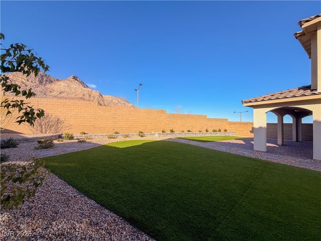 11870 River Hawk Avenue, Las Vegas, NV 89138