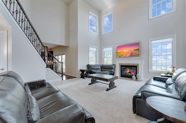 17486 Crestbrook Drive, Northville, MI 48168