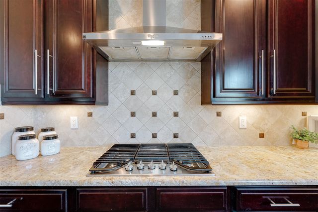 17486 Crestbrook Drive, Northville, MI 48168