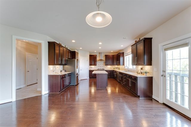 17486 Crestbrook Drive, Northville, MI 48168