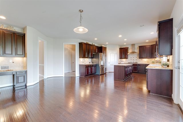 17486 Crestbrook Drive, Northville, MI 48168