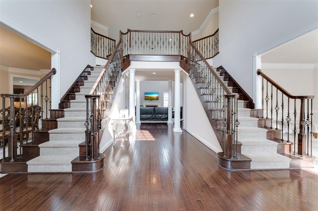 17486 Crestbrook Drive, Northville, MI 48168