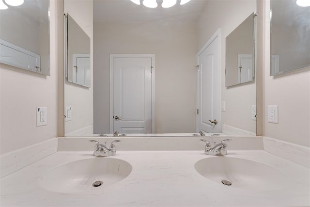 17486 Crestbrook Drive, Northville, MI 48168