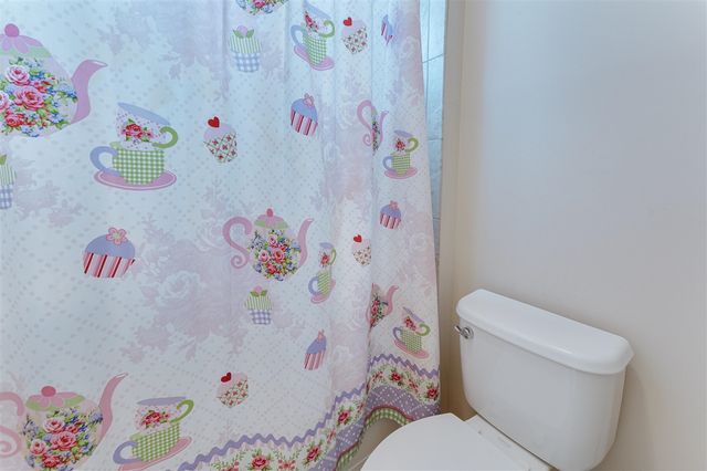 17486 Crestbrook Drive, Northville, MI 48168