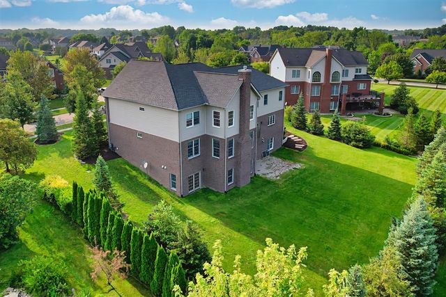 17486 Crestbrook Drive, Northville, MI 48168