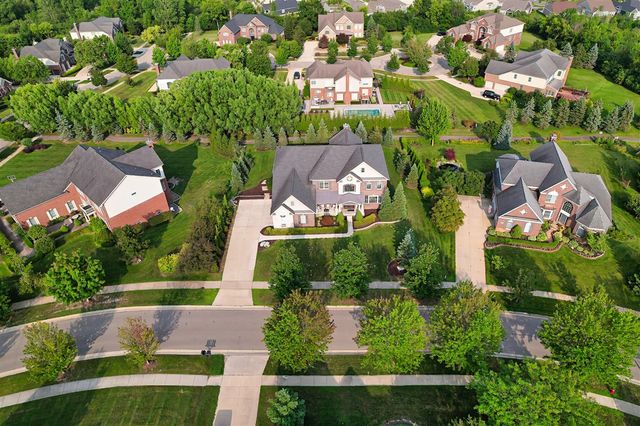 17486 Crestbrook Drive, Northville, MI 48168