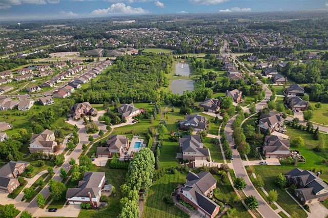 17486 Crestbrook Drive, Northville, MI 48168