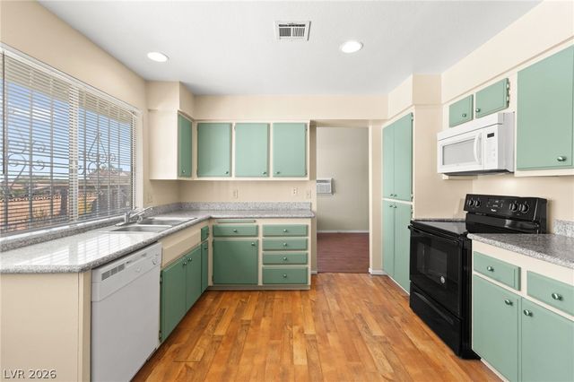 3842 Higley Street, Las Vegas, NV 89103