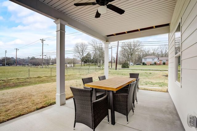 7273 Telluride Way, Ooltewah, TN 37363