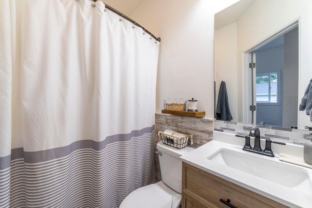 201 Will Street, Kouts, IN 46347