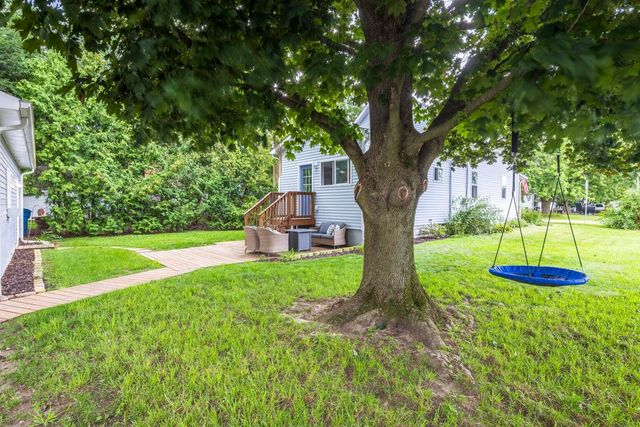 201 Will Street, Kouts, IN 46347