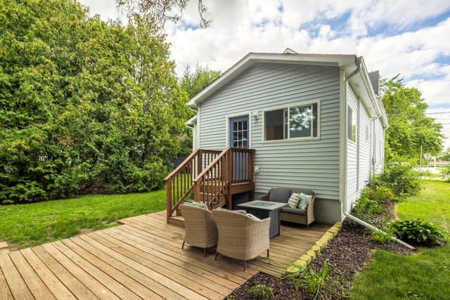 201 Will Street, Kouts, IN 46347