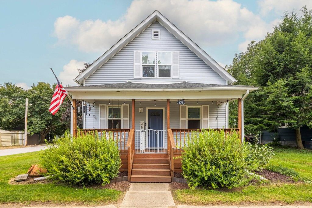 201 Will Street, Kouts, IN 46347