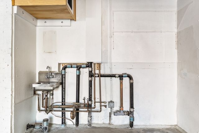 21 A Wormwood A, Boston, MA 02210