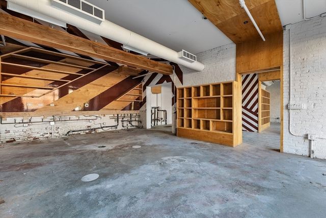 21 A Wormwood A, Boston, MA 02210