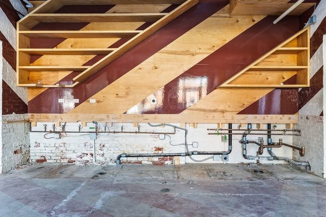 21 A Wormwood A, Boston, MA 02210