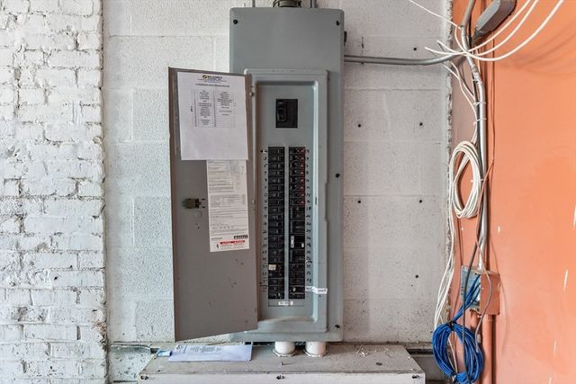 21 A Wormwood A, Boston, MA 02210