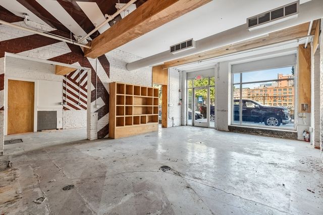 21 A Wormwood A, Boston, MA 02210