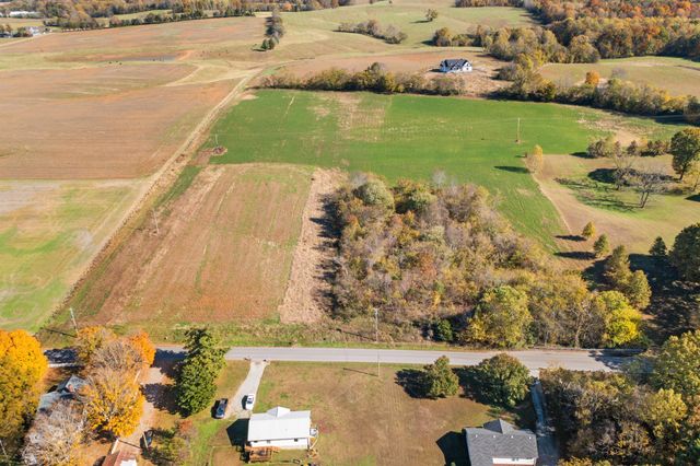 2641 Battle Creek Rd, Springfield, TN 37172