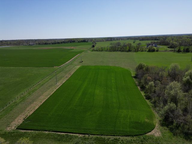 2641 Battle Creek Rd, Springfield, TN 37172