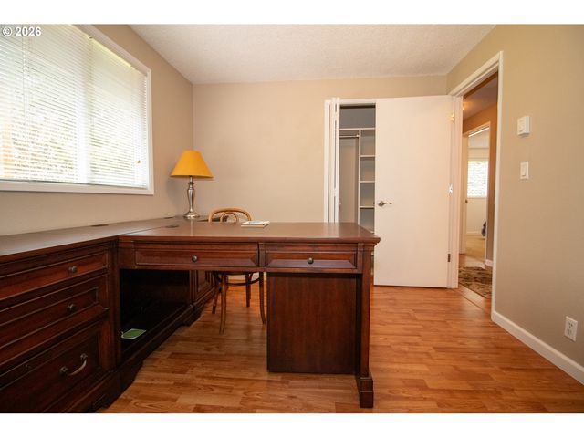 4726 SEA BREEZE Ln, Florence, OR 97439