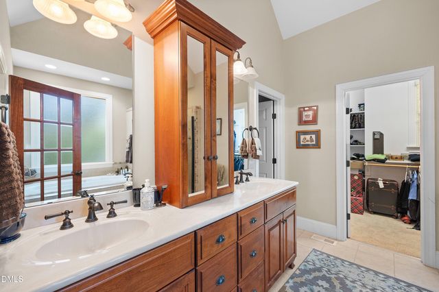 7405 Duncans Ridge Way, Fuquay Varina, NC 27526