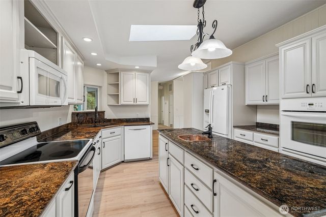 215 105th Avenue E, Edgewood, WA 98372