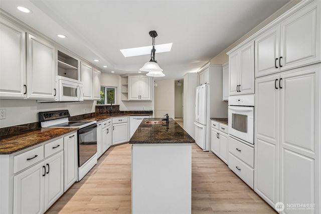 215 105th Avenue E, Edgewood, WA 98372