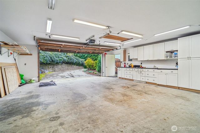 215 105th Avenue E, Edgewood, WA 98372