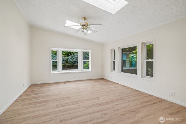 215 105th Avenue E, Edgewood, WA 98372