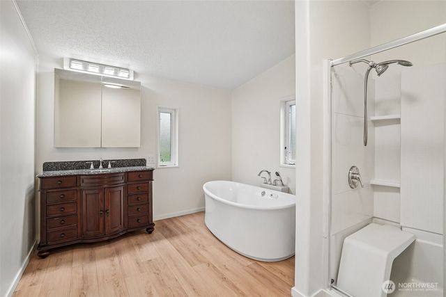 215 105th Avenue E, Edgewood, WA 98372