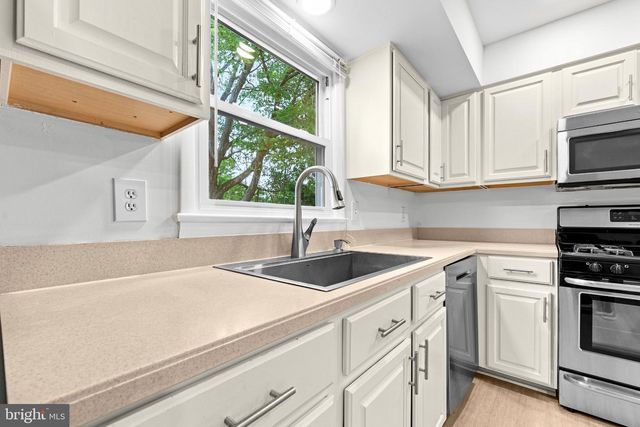 9246 LIMESTONE PL, College Park, MD 20740