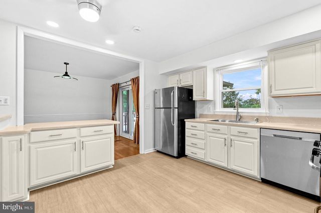 9246 LIMESTONE PL, College Park, MD 20740