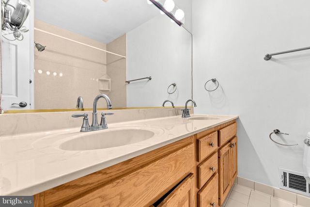 9246 LIMESTONE PL, College Park, MD 20740