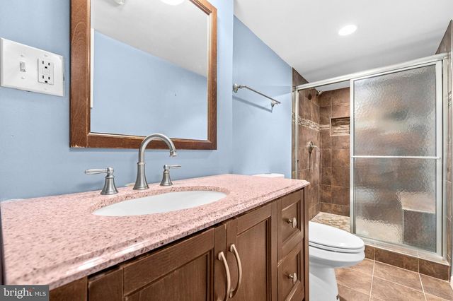 9246 LIMESTONE PL, College Park, MD 20740