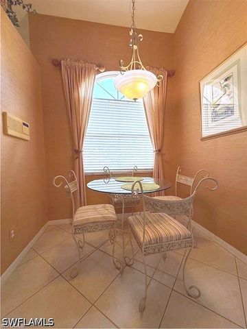 6580 Huntington Lakes CIR 202, Naples, FL 34119