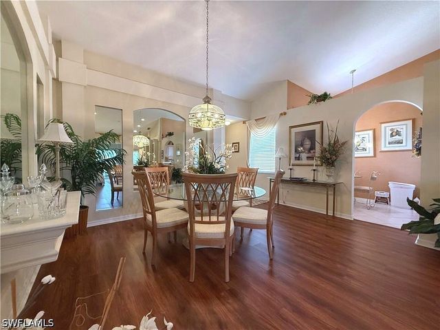 6580 Huntington Lakes CIR 202, Naples, FL 34119