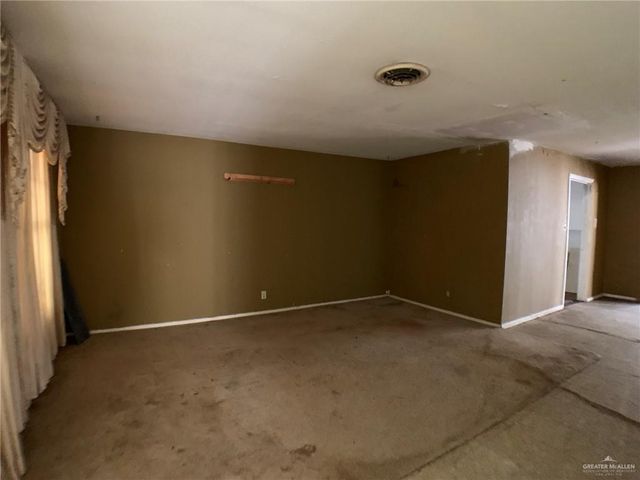 817 E Parkwood Drive, Harlingen, TX 78550