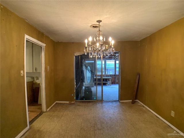 817 E Parkwood Drive, Harlingen, TX 78550