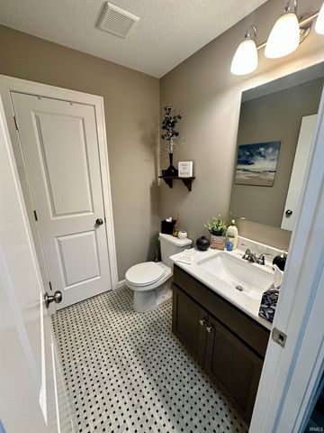 4205 Palace Lane, Fort Wayne, IN 46808