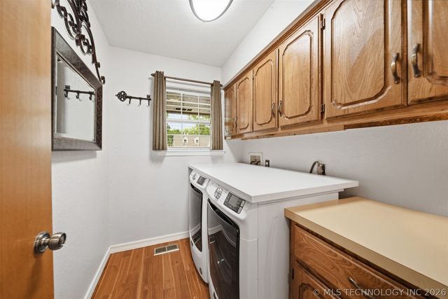 5915 E 164th Street S, Bixby, OK 74008