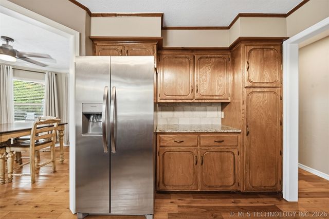 5915 E 164th Street S, Bixby, OK 74008