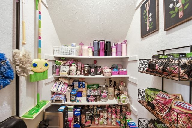 5915 E 164th Street S, Bixby, OK 74008