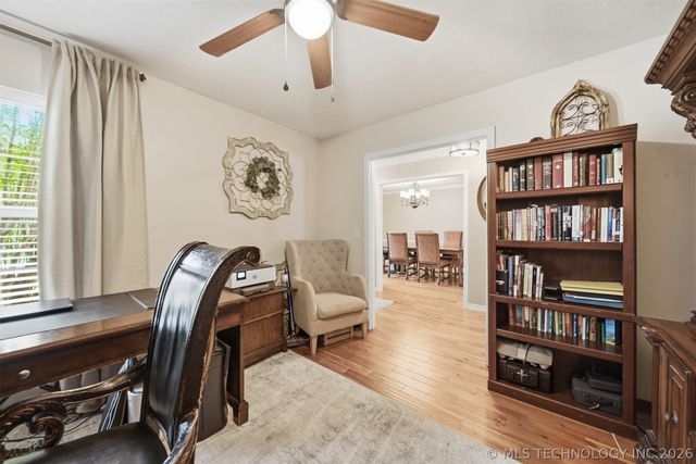 5915 E 164th Street S, Bixby, OK 74008